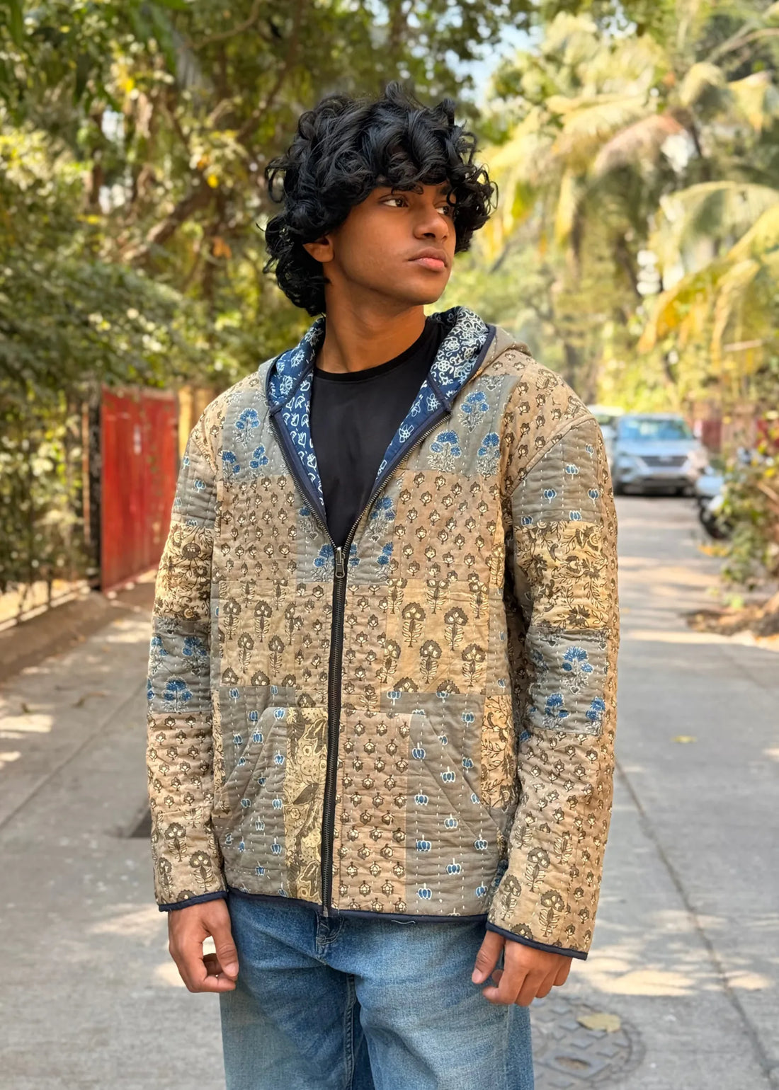 Vayu Reversible Hooded Jacket (Quilted)- 04