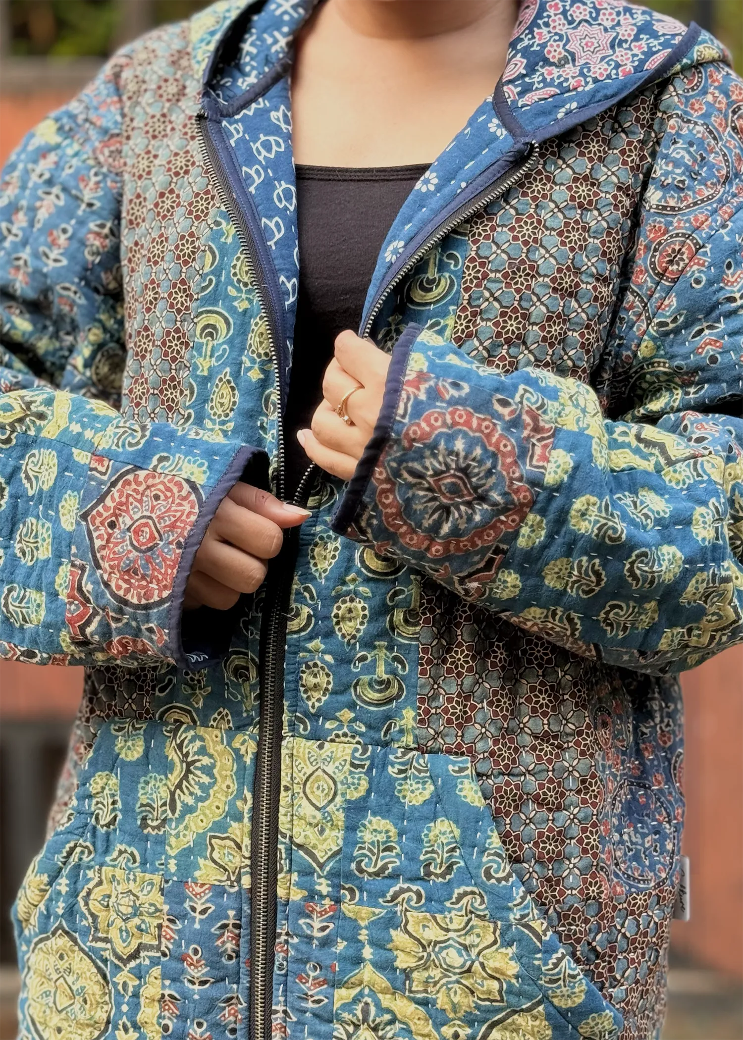 Vayu Reversible Hooded Jacket (Quilted)- 03