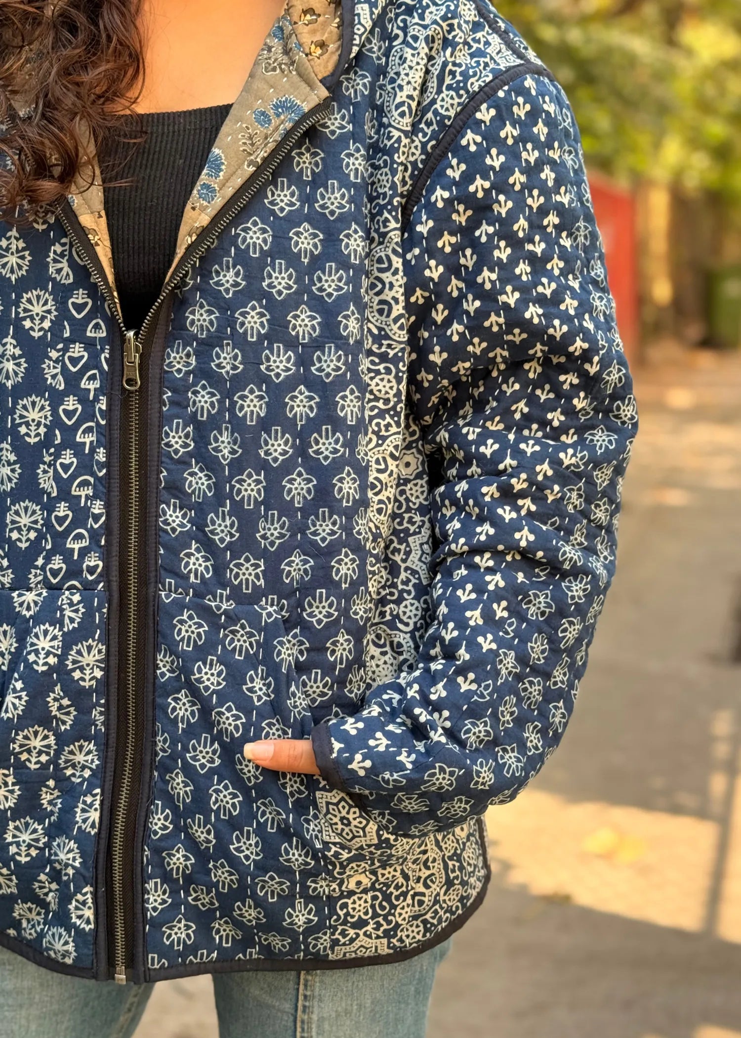Vayu Reversible Hooded Jacket (Quilted)- 04