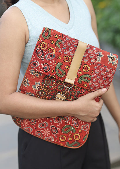 FARAH Laptop Sleeve- 01