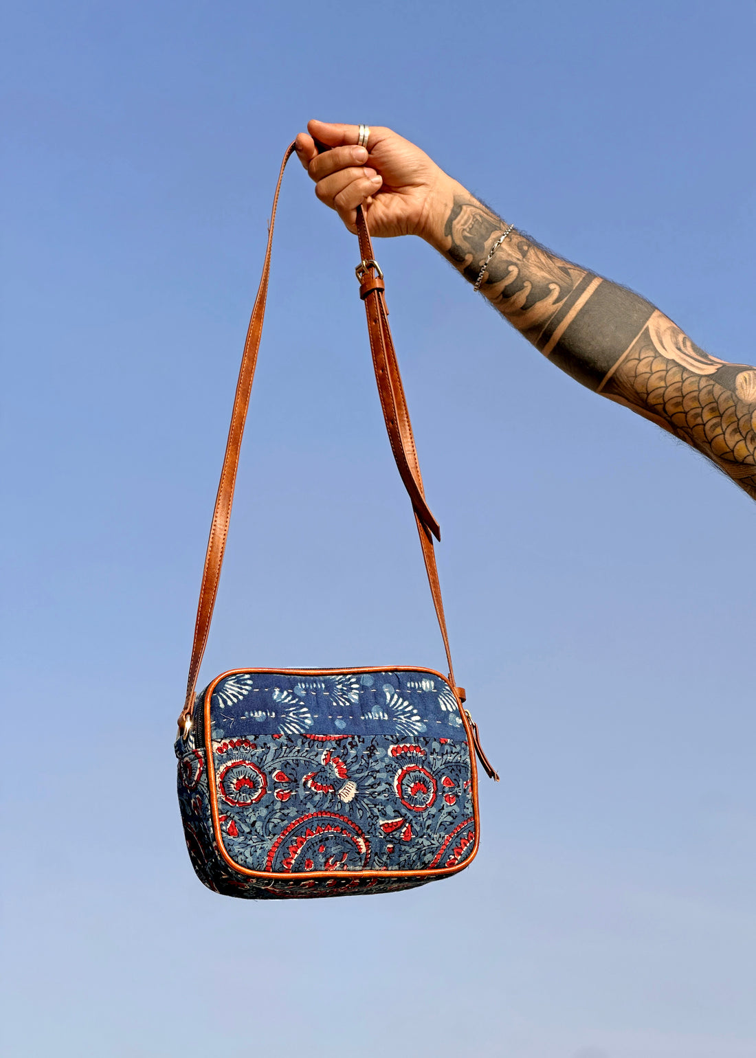 QALA Sling Bag- 03