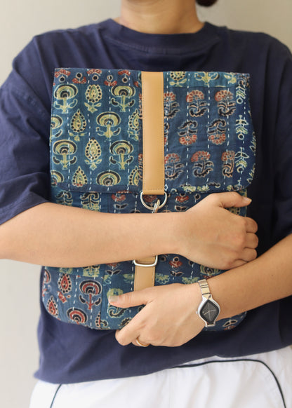 FARAH Laptop Sleeve- 02