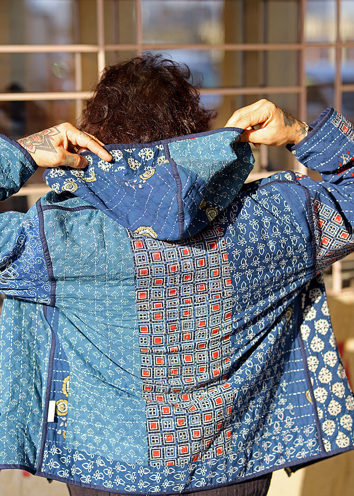 Vayu Reversible Hooded Jacket- 07